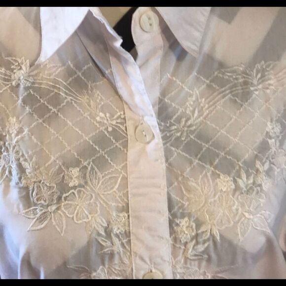 Gianfranco-Lotti Italy White Blouse Size Small - Picture 2 of 3